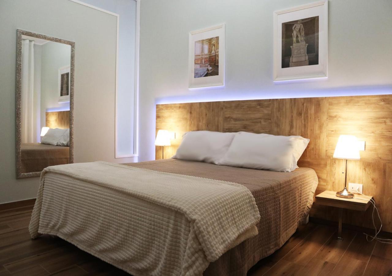 Residenza La Reggia Bed & Breakfast Caserta Exterior foto